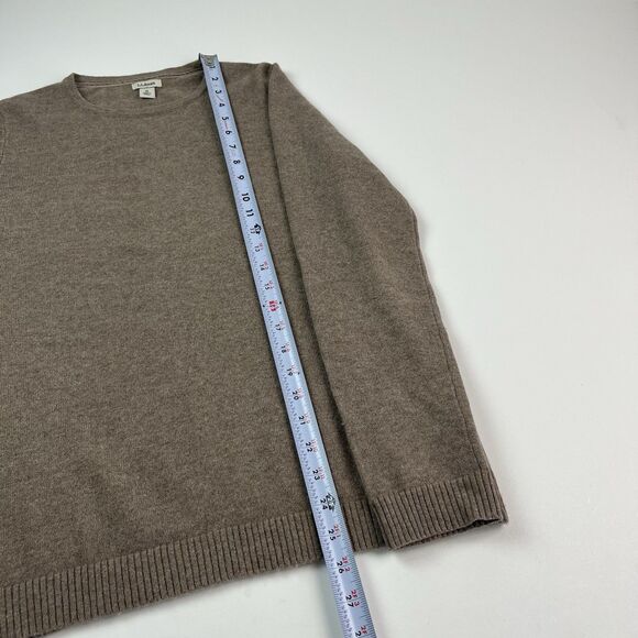 LL Bean Brown Classic Cashmere Crewneck Sweater M Old Money Quiet Luxury Minimal - Picture 6 of 9